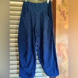 Blue and Black Striped cropped  Pants. Elastic waist. 96% cotton, 4 % Lycra